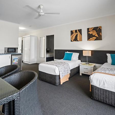 Colonial Palms Motor Inn Airlie Beach Luaran gambar