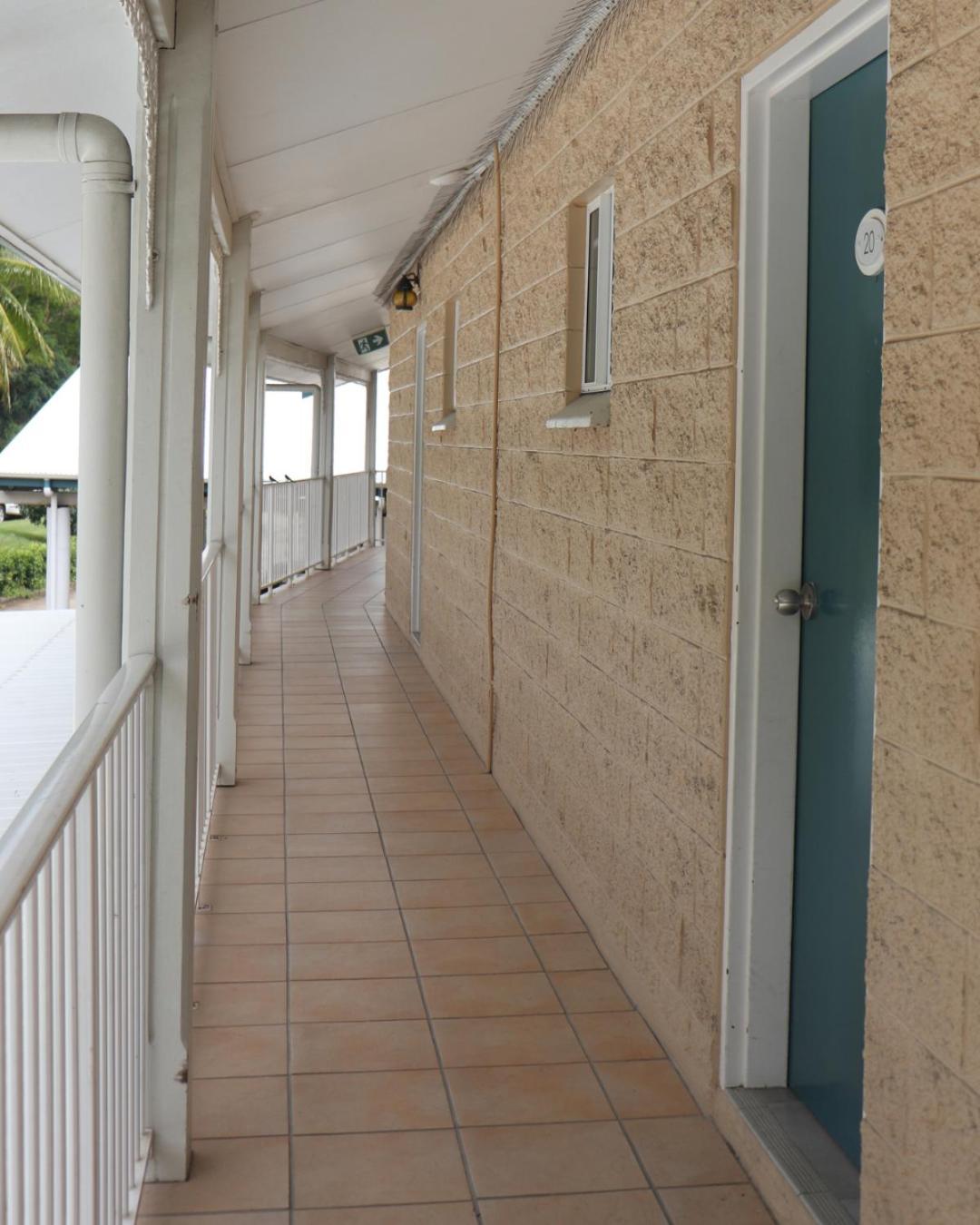 Colonial Palms Motor Inn Airlie Beach Luaran gambar