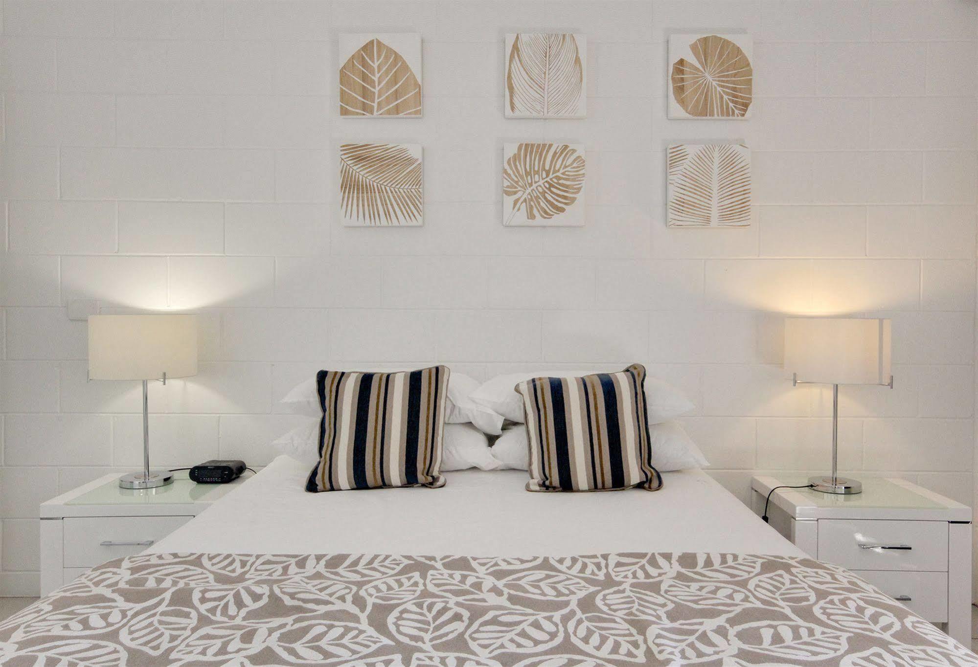 Colonial Palms Motor Inn Airlie Beach Luaran gambar